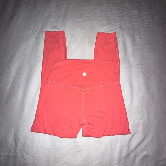 🧡 Lululemon Raspberry Cream Aligns 🧡 - Picture 4 of 7